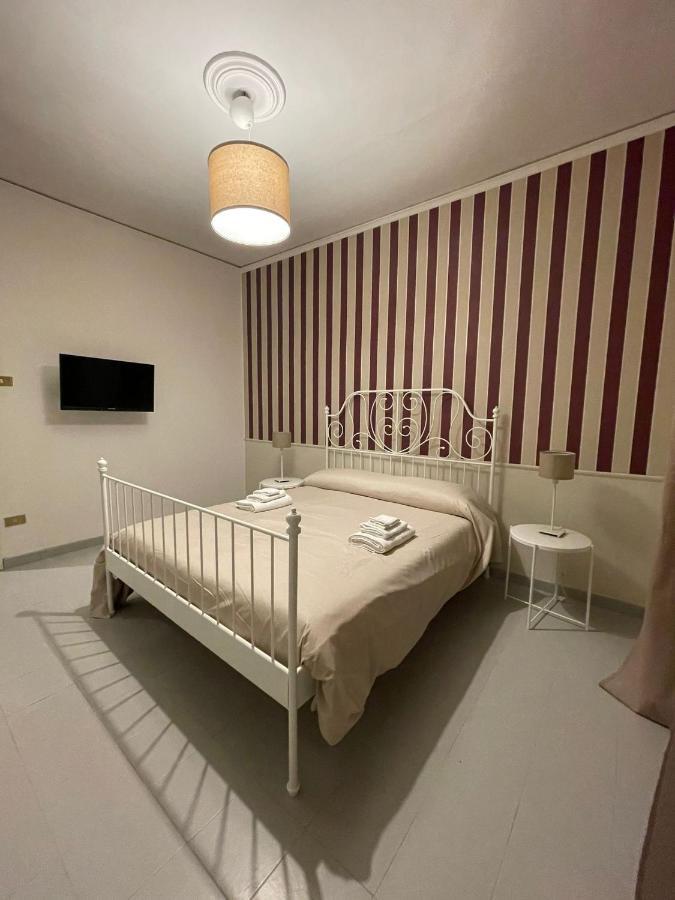 Casa Di Nonna: Appartamento เนเปิลส์ ภายนอก รูปภาพ